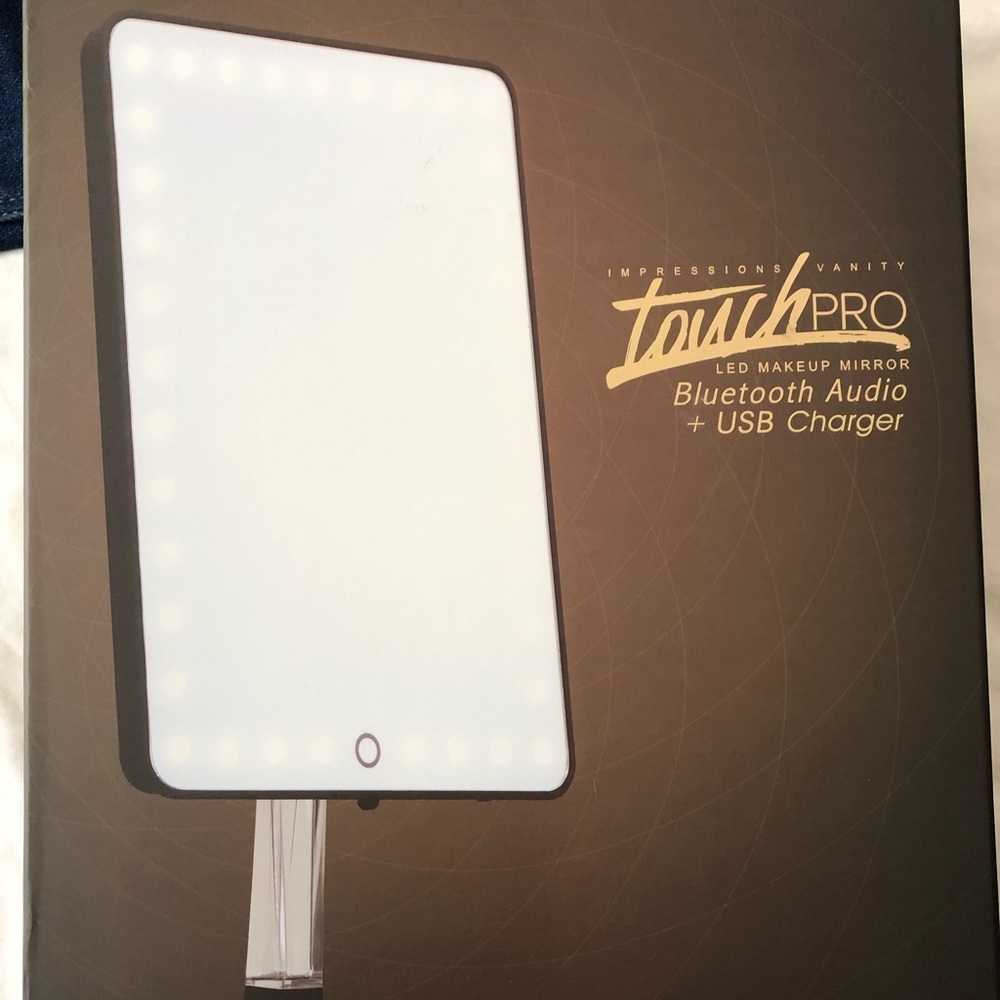 TouchPro LED Makeup mirror Bluetooth